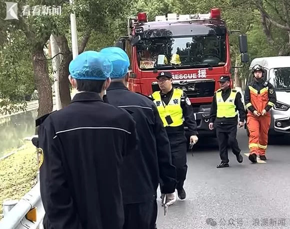 上海一河道内竟漂浮着两条腿?路人惊慌失措…民警、消防紧急出动-第2张图片- 上海一河道内竟漂浮着两条腿?路人惊慌失措…民警、消防紧急出动-第2张图片-