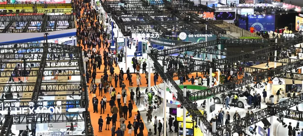 进博直击| 首发首秀闪耀全场:解码未来趋势,锁定创新风向-第1张图片- 进博直击| 首发首秀闪耀全场:解码未来趋势,锁定创新风向-第1张图片-