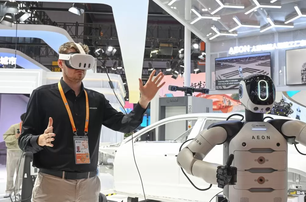 进博直击| 首发首秀闪耀全场:解码未来趋势,锁定创新风向-第9张图片- 进博直击| 首发首秀闪耀全场:解码未来趋势,锁定创新风向-第9张图片-