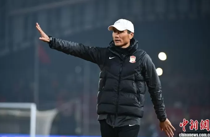 踢过世界杯的邵佳一，能带国足进世界杯吗？-第1张图片-