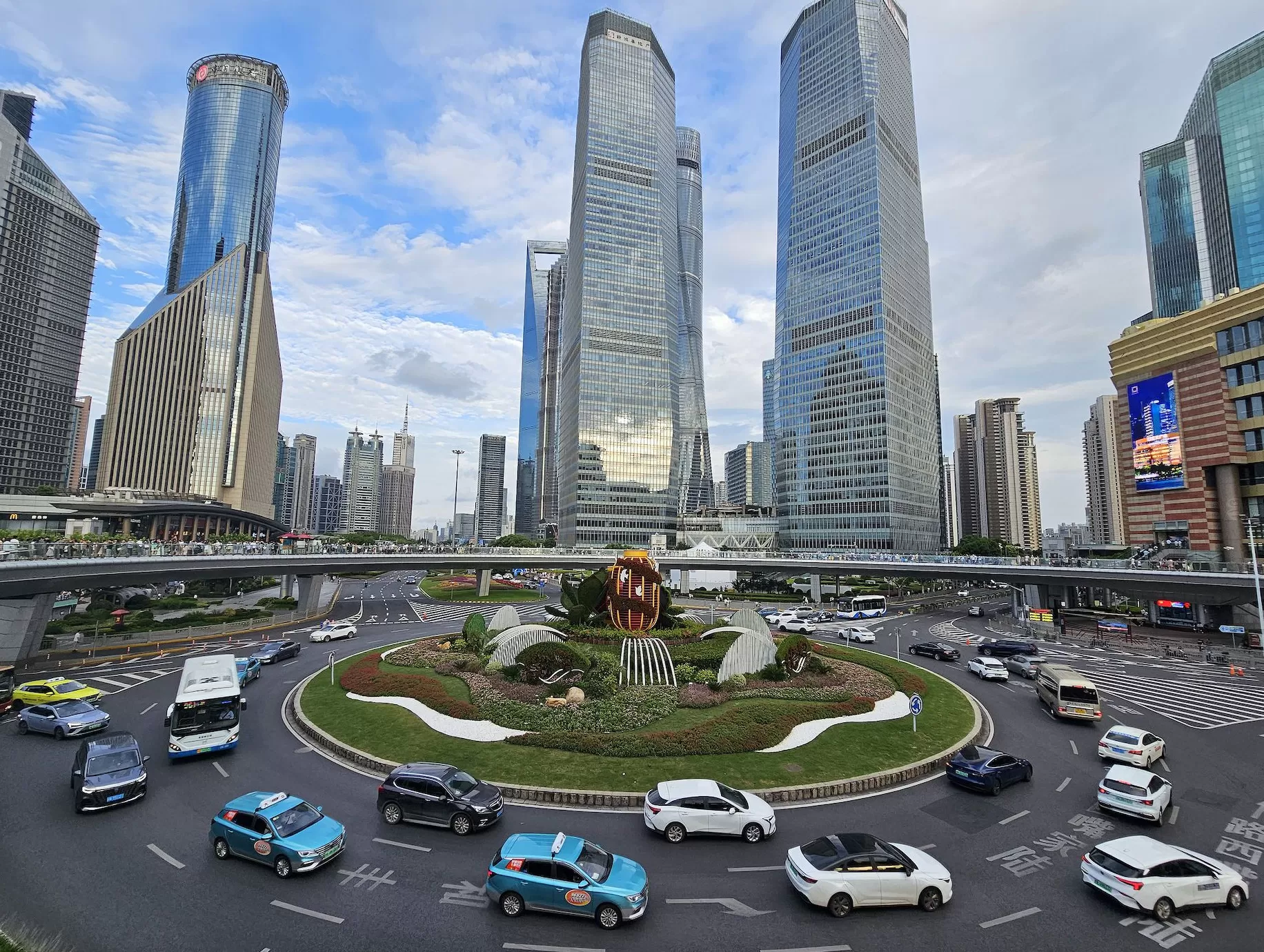 超30家外企参会,商务部这场圆桌会释放多重信号-第1张图片- 超30家外企参会,商务部这场圆桌会释放多重信号-第1张图片-