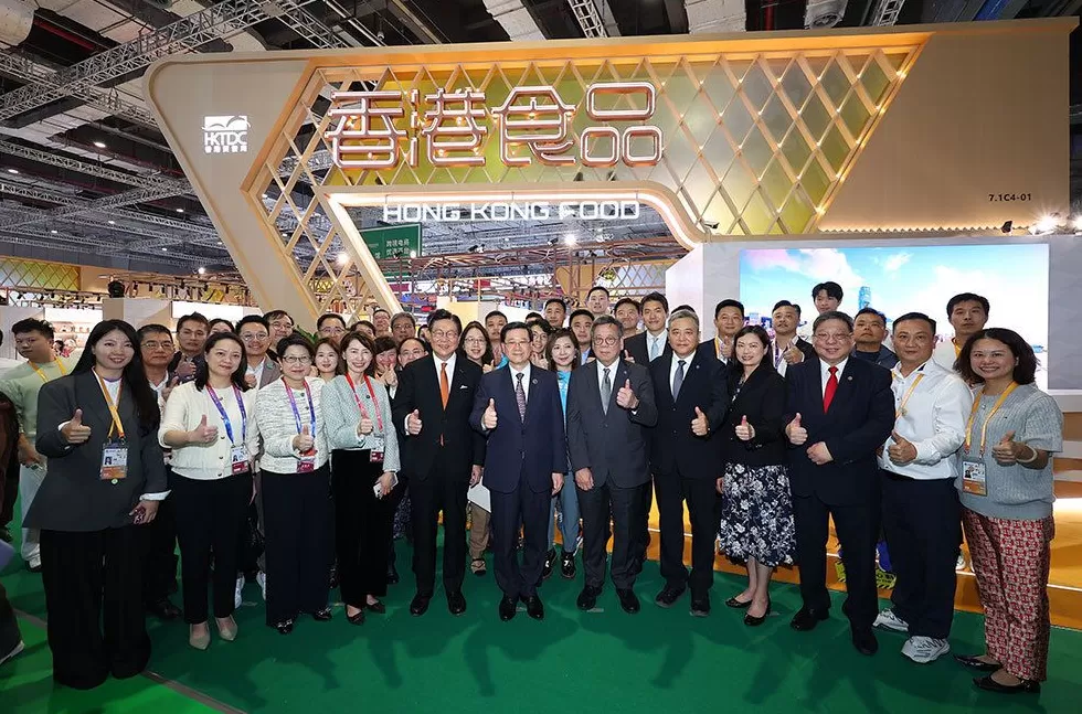 李家超:香港是内地企业出海最佳平台,已成立“内地企业出海专班”-第2张图片- 李家超:香港是内地企业出海最佳平台,已成立“内地企业出海专班”-第2张图片-