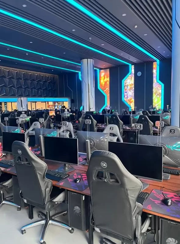 朝鲜网吧开业人满为患,都能玩什么游戏?打使命召唤?-第6张图片- 朝鲜网吧开业人满为患,都能玩什么游戏?打使命召唤?-第6张图片-