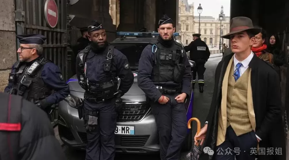 卢浮宫大劫案嫌疑人是巴黎网红！4个小毛贼整出超瞎偷国宝计划，手法荒诞法国警察破防？-第1张图片-