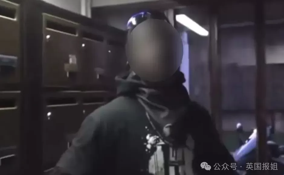 卢浮宫大劫案嫌疑人是巴黎网红！4个小毛贼整出超瞎偷国宝计划，手法荒诞法国警察破防？-第10张图片-