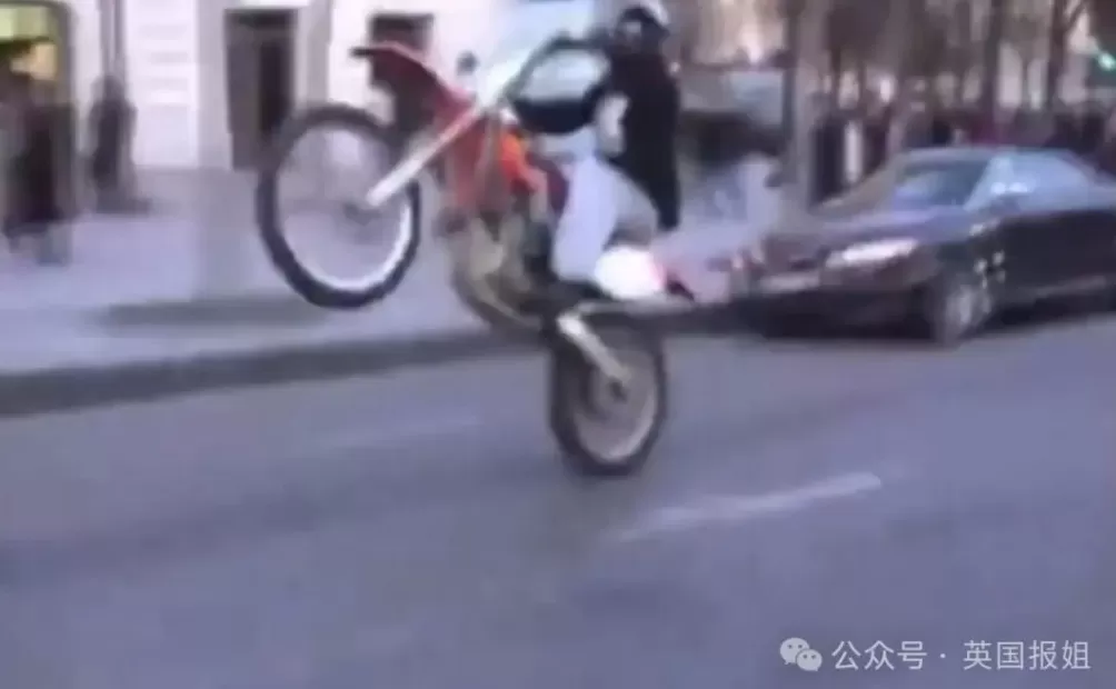 卢浮宫大劫案嫌疑人是巴黎网红！4个小毛贼整出超瞎偷国宝计划，手法荒诞法国警察破防？-第13张图片-