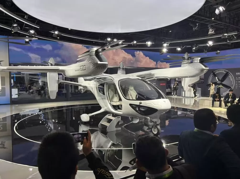 何为进博|从机器人到“空中专车”,科技成果向“新”见未来-第5张图片- 何为进博|从机器人到“空中专车”,科技成果向“新”见未来-第5张图片-