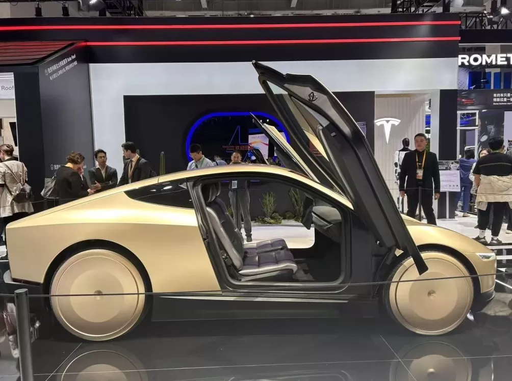 何为进博|从机器人到“空中专车”,科技成果向“新”见未来-第4张图片- 何为进博|从机器人到“空中专车”,科技成果向“新”见未来-第4张图片-