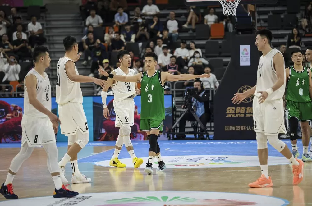 体坛联播|詹姆斯获准参加对抗性训练,斯波家中遭遇严重火灾-第8张图片- 体坛联播|詹姆斯获准参加对抗性训练,斯波家中遭遇严重火灾-第8张图片-