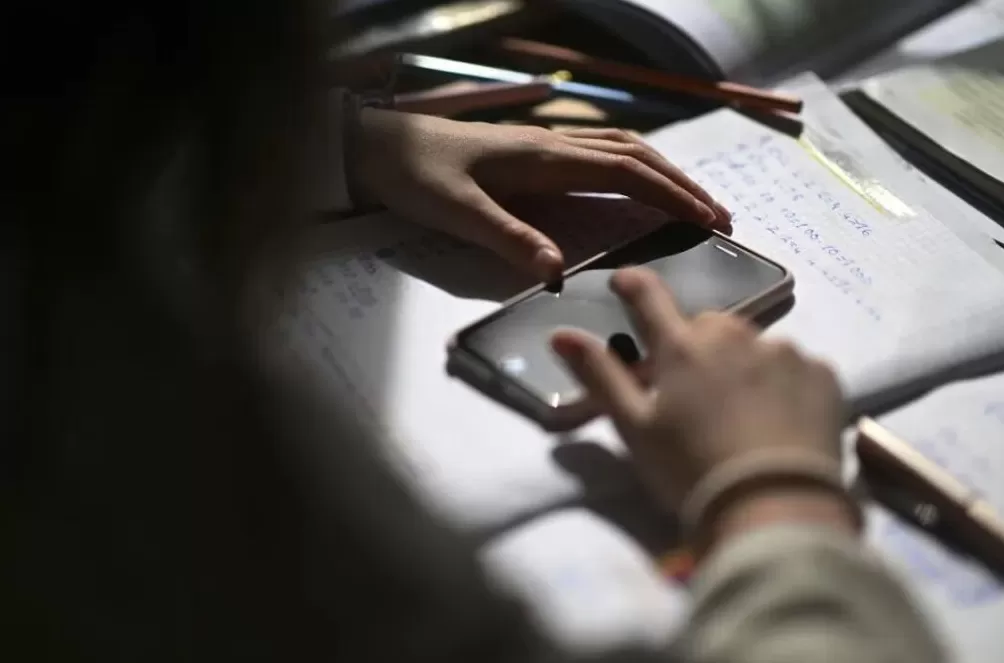 被网络烂梗包围的小学生-第1张图片- 被网络烂梗包围的小学生-第1张图片-