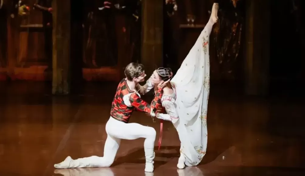 9年后,斯图加特芭蕾舞团《罗米欧与朱丽叶》再访上海-第6张图片- 9年后,斯图加特芭蕾舞团《罗米欧与朱丽叶》再访上海-第6张图片-