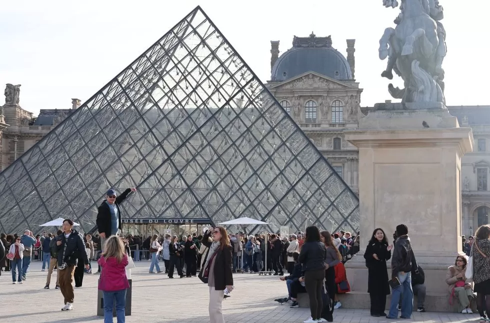 2032年才能完成!法国审计法院批卢浮宫安保升级缓慢-第1张图片- 2032年才能完成!法国审计法院批卢浮宫安保升级缓慢-第1张图片-