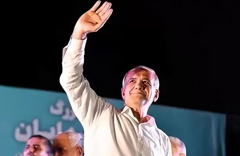 伊朗女性可以不戴头巾了?教士们突然想开了还是被迫妥协?-第19张图片- 伊朗女性可以不戴头巾了?教士们突然想开了还是被迫妥协?-第19张图片-