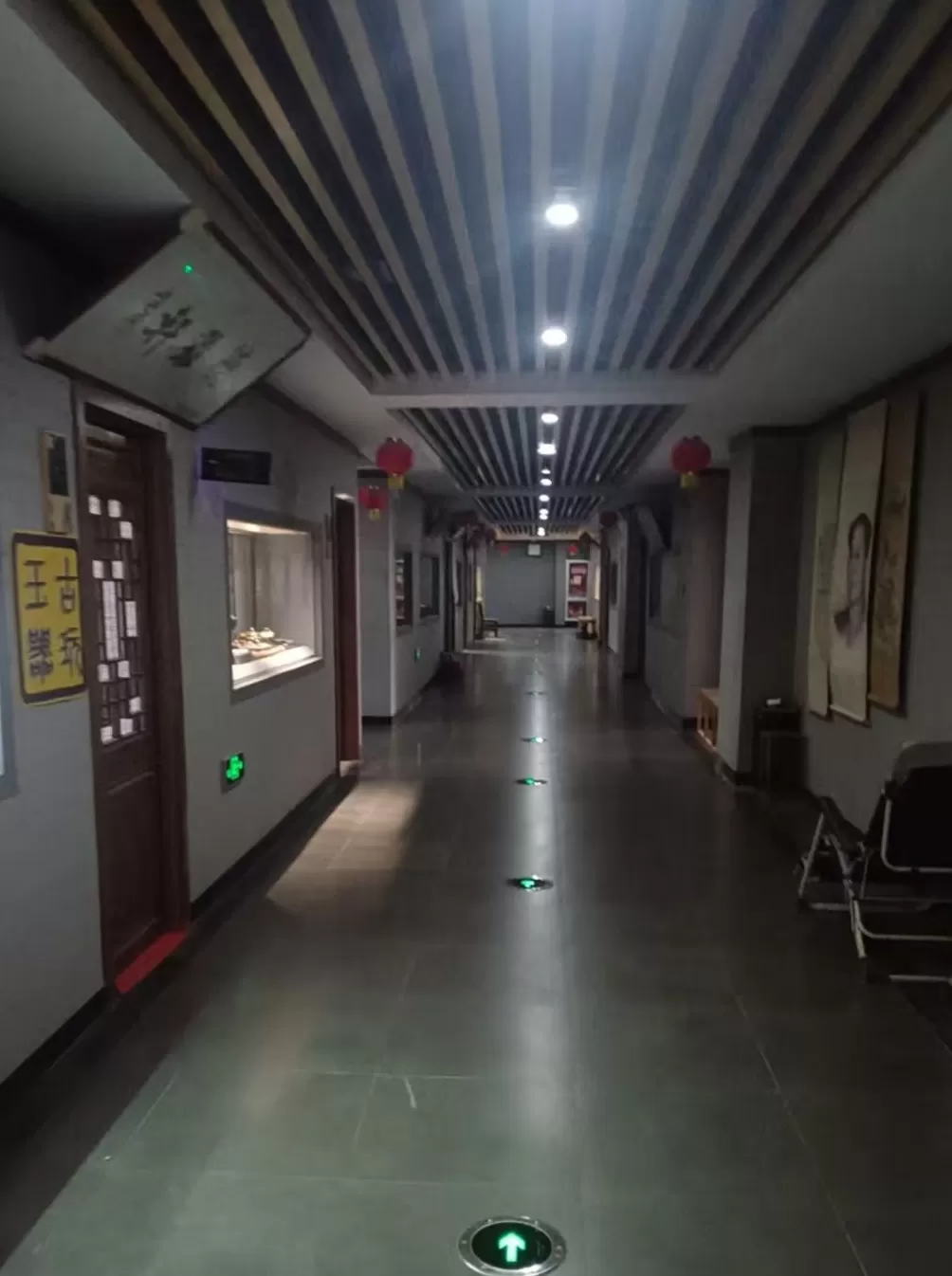 “宁夏最大古玩字画市场”烂尾背后:公然出售法院查封的商铺,众多买铺者遭遇维权难-第4张图片- “宁夏最大古玩字画市场”烂尾背后:公然出售法院查封的商铺,众多买铺者遭遇维权难-第4张图片-