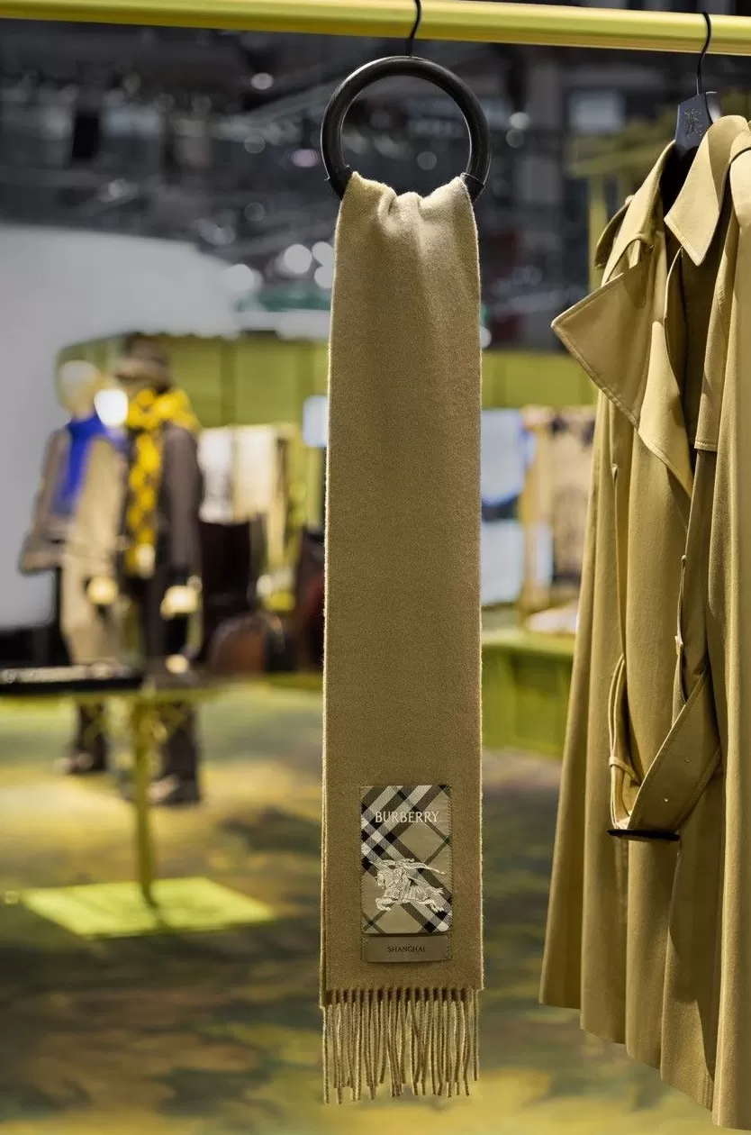 专访博柏利全球执委会委员、大中华区总裁:博柏利最好的时代即将到来-第5张图片- 专访博柏利全球执委会委员、大中华区总裁:博柏利最好的时代即将到来-第5张图片-