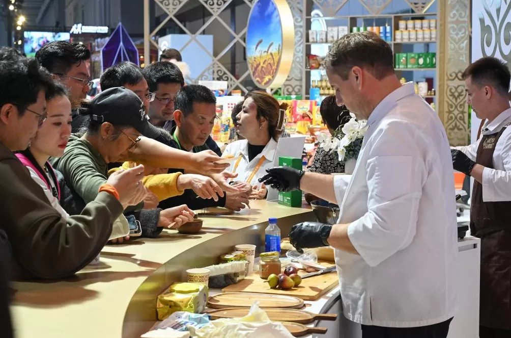 进博直击|美食博览,一场从全球农场到中国餐桌的舌尖旅行-第5张图片- 进博直击|美食博览,一场从全球农场到中国餐桌的舌尖旅行-第5张图片-