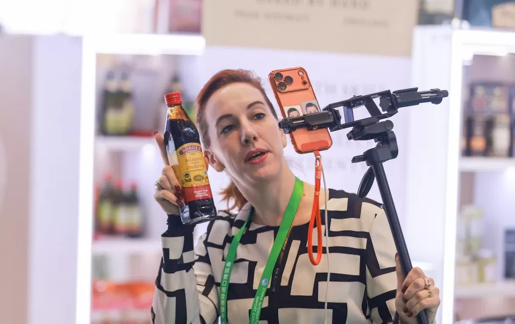 进博直击|美食博览,一场从全球农场到中国餐桌的舌尖旅行-第21张图片- 进博直击|美食博览,一场从全球农场到中国餐桌的舌尖旅行-第21张图片-