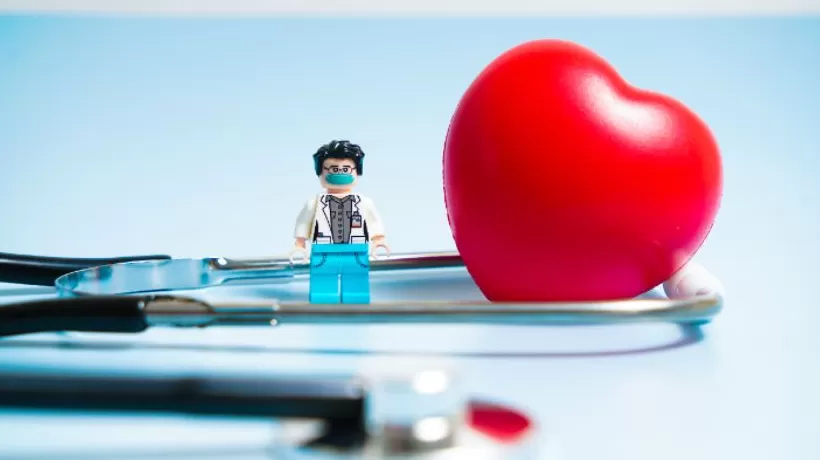 直通部委|医务人员互联网健康科普负面清单发布 前10月货物贸易进出口同比增长3.6%-第1张图片- 直通部委|医务人员互联网健康科普负面清单发布 前10月货物贸易进出口同比增长3.6%-第1张图片-