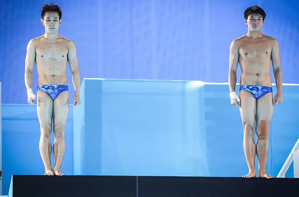 陕西队白钰鸣/杨昊摘得全运会男子双人10米跳台冠军-第1张图片-