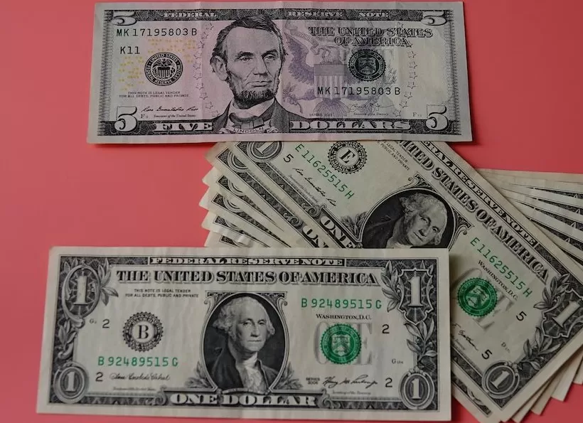 美元指数“破百”或昙花一现,2026年走势可能前高后低-第1张图片- 美元指数“破百”或昙花一现,2026年走势可能前高后低-第1张图片-