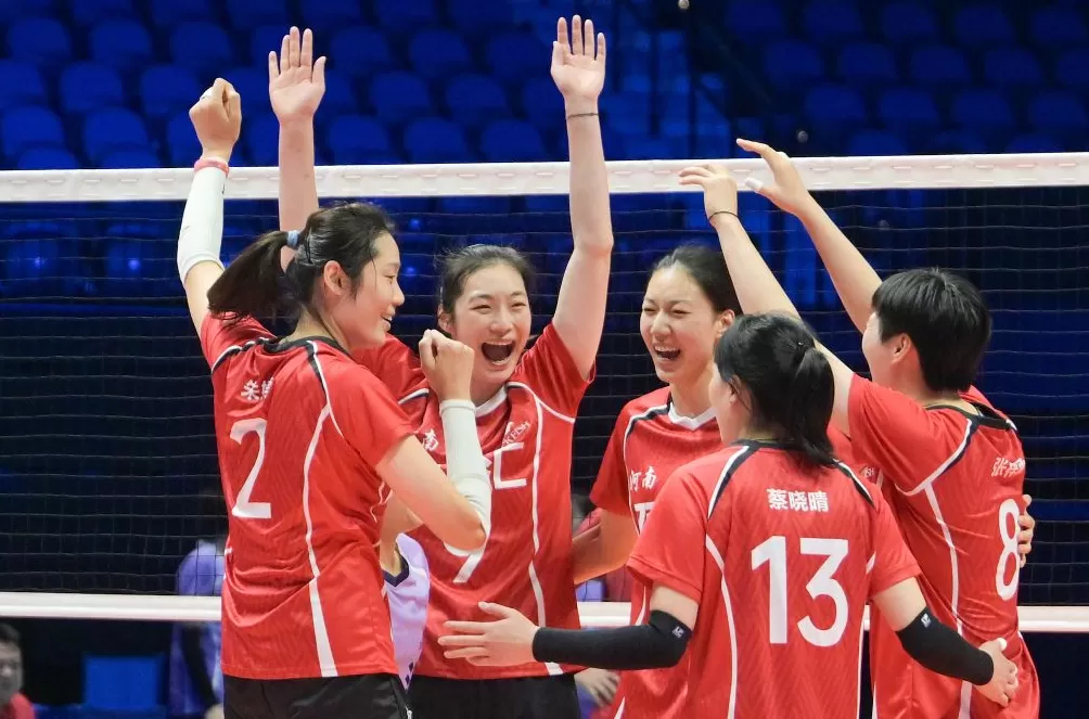 现场| “有朱婷在,比赛就不算爆冷”-第2张图片- 现场| “有朱婷在,比赛就不算爆冷”-第2张图片-