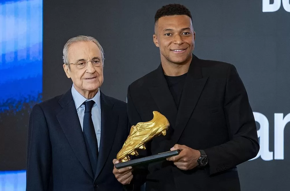 体坛联播|媒体人直言C罗强于梅西,吴宜泽闯入国锦赛决赛-第3张图片- 体坛联播|媒体人直言C罗强于梅西,吴宜泽闯入国锦赛决赛-第3张图片-