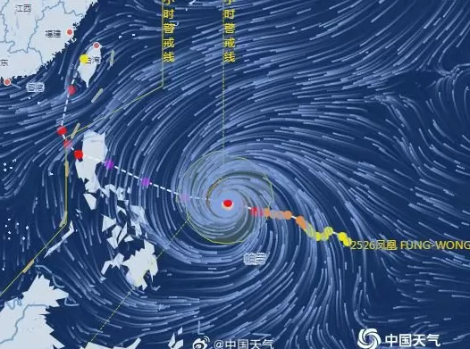台风“凤凰”巅峰强度或超“桦加沙”-第3张图片- 台风“凤凰”巅峰强度或超“桦加沙”-第3张图片-
