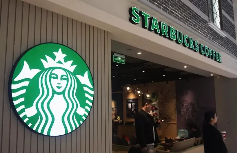 星巴克9.9一杯的时代要来了？-第1张图片-