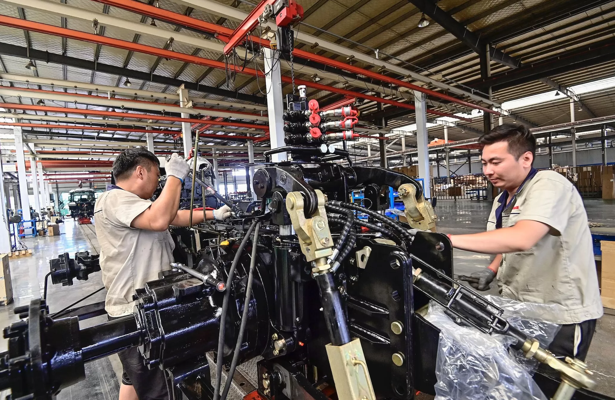 宏观政策发力叠加产能治理显效，PPI同比降幅连续三个月收窄-第1张图片-