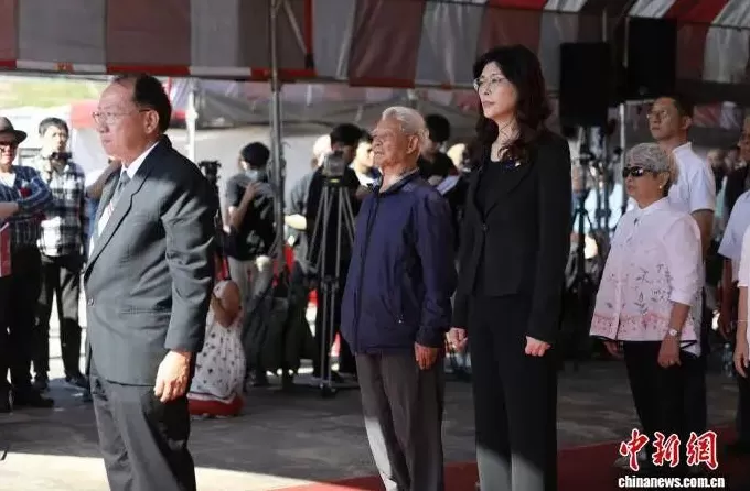 台湾民众高喊：“我们都是中国人”-第1张图片-