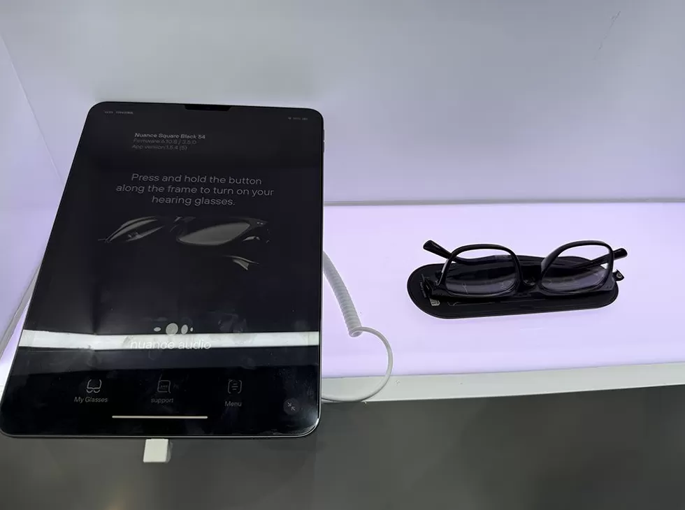 进博会上的“银发元素”:疫苗、视听设备、慢病管理引关注-第2张图片- 进博会上的“银发元素”:疫苗、视听设备、慢病管理引关注-第2张图片-