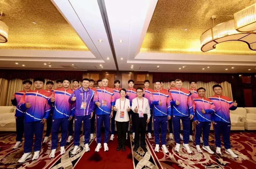 解冬副市长看望慰问十五运会上海体育健儿代表-第1张图片-