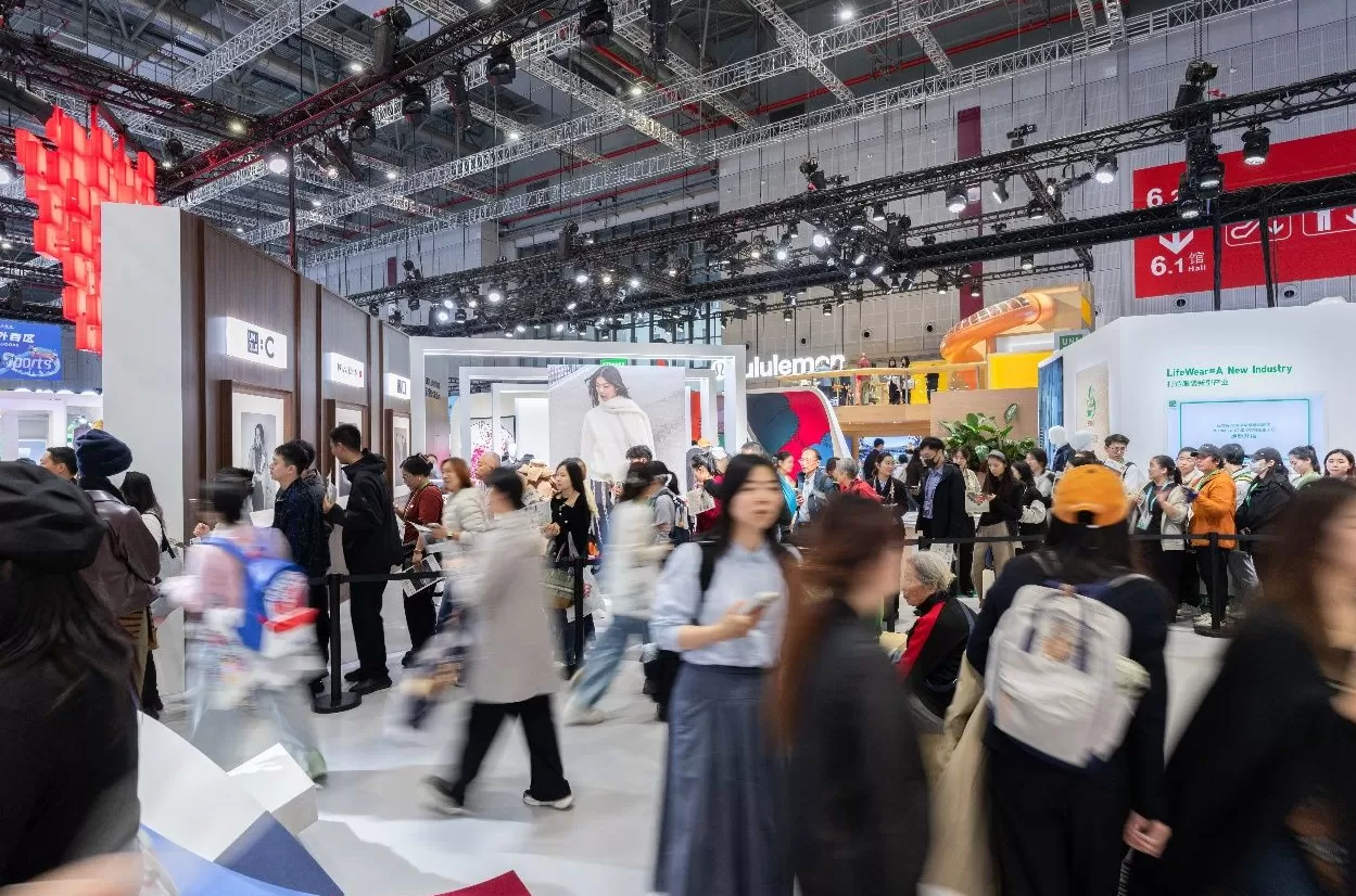 从第八届进博会,读懂优衣库在华发展的四个关键词-第1张图片- 从第八届进博会,读懂优衣库在华发展的四个关键词-第1张图片-