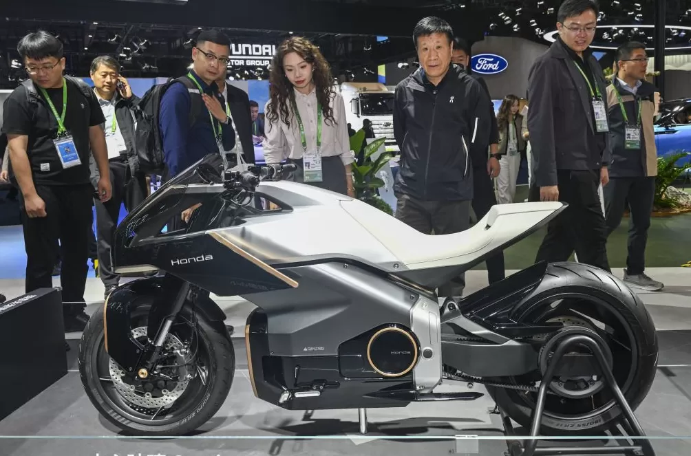 进博直击|上天入地!全域智能正勾勒未来出行新图景-第16张图片- 进博直击|上天入地!全域智能正勾勒未来出行新图景-第16张图片-