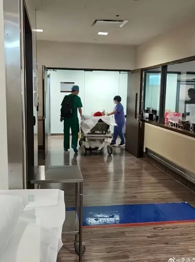 李连杰脱衣辟谣换心脏!近期连发多条视频:精神饱满头发乌黑-第2张图片- 李连杰脱衣辟谣换心脏!近期连发多条视频:精神饱满头发乌黑-第2张图片-