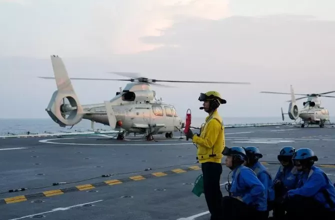 东部战区海军开展舰机协同训练-第4张图片-