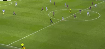 体坛联播｜曼城3比0横扫利物浦，37岁80天莱万帽子戏法-第13张图片-