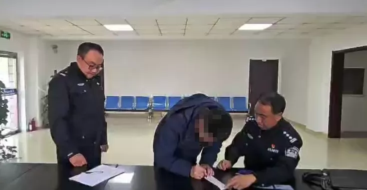 8人穿“警服”为婚礼开路？呼和浩特警方通报：夏某某对违法行为供认不讳-第3张图片-