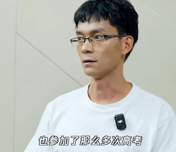 36岁高考16次唐尚珺开始直播带货，此前称考虑投身教育领域-第2张图片-