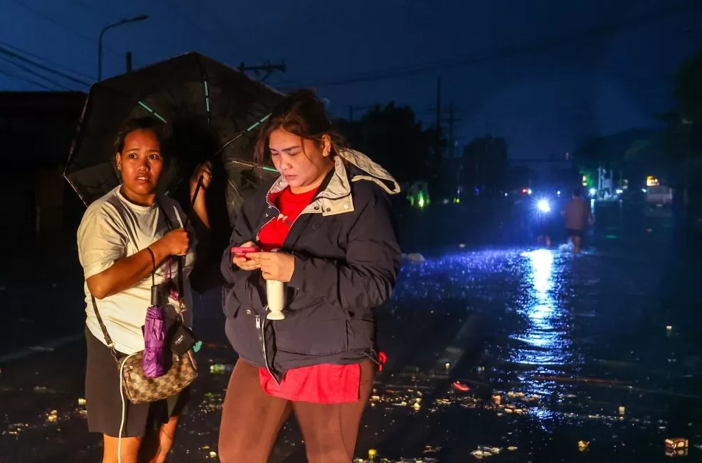 第1现场｜超强台风“凤凰”将登陆台湾，预计周三前后影响上海-第10张图片-