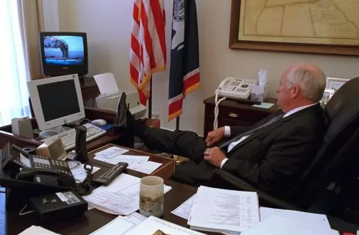 美国史上权势最大的副总统、新右翼核心人物迪克·切尼的一生-第7张图片-