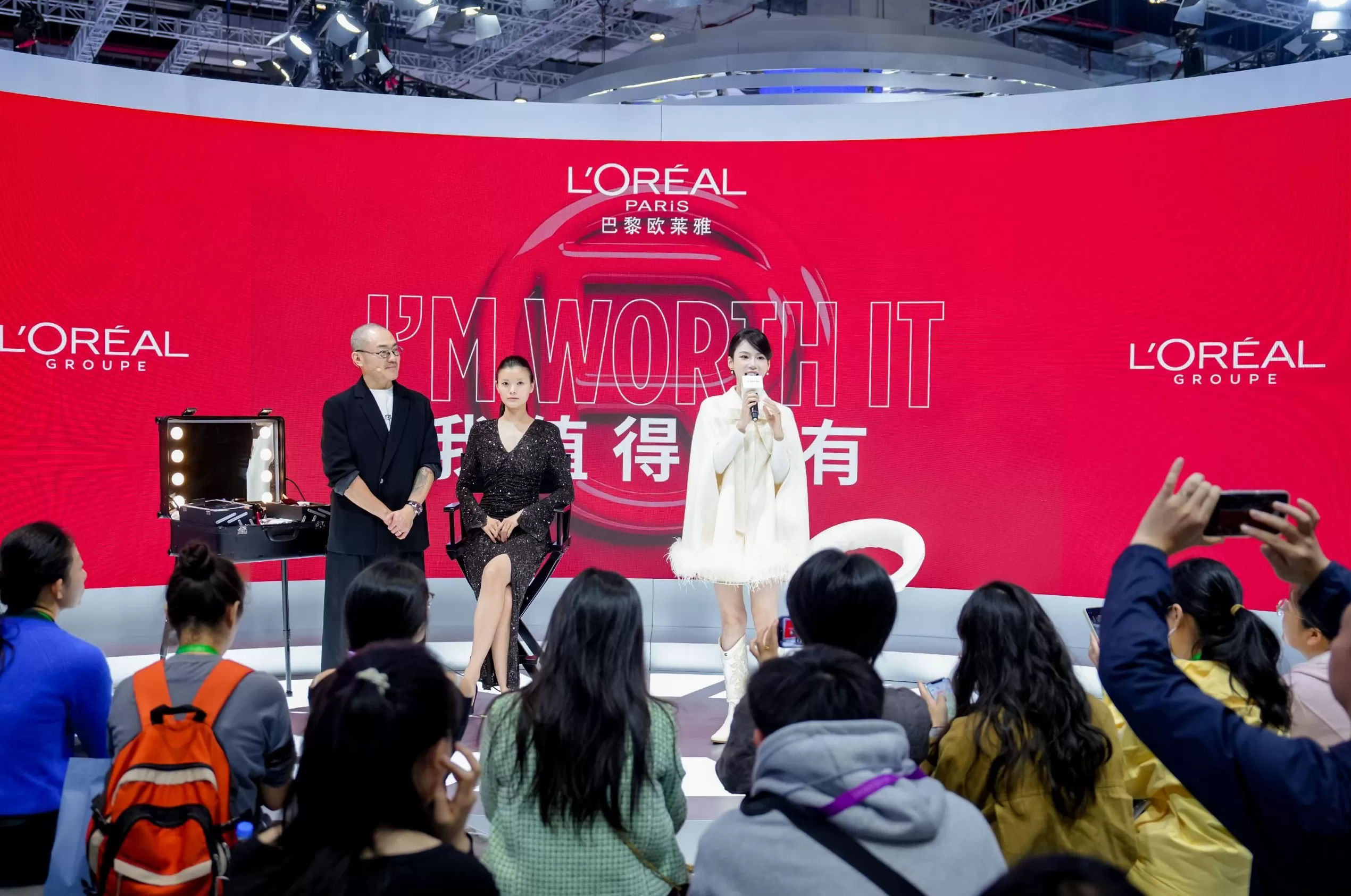 欧莱雅携手88位内容创作者，以“美之道”进化进博会传播生态-第1张图片-