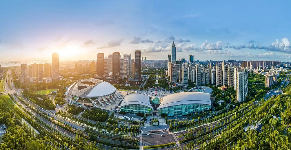 两座滨海万亿城市市长同台：“苏超”亚军南通邀泉州打造双城赛事-第1张图片-