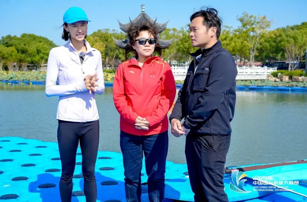 中国国际帆板大师赛市民探营日，奥运冠军零距离指导爱好者-第1张图片-