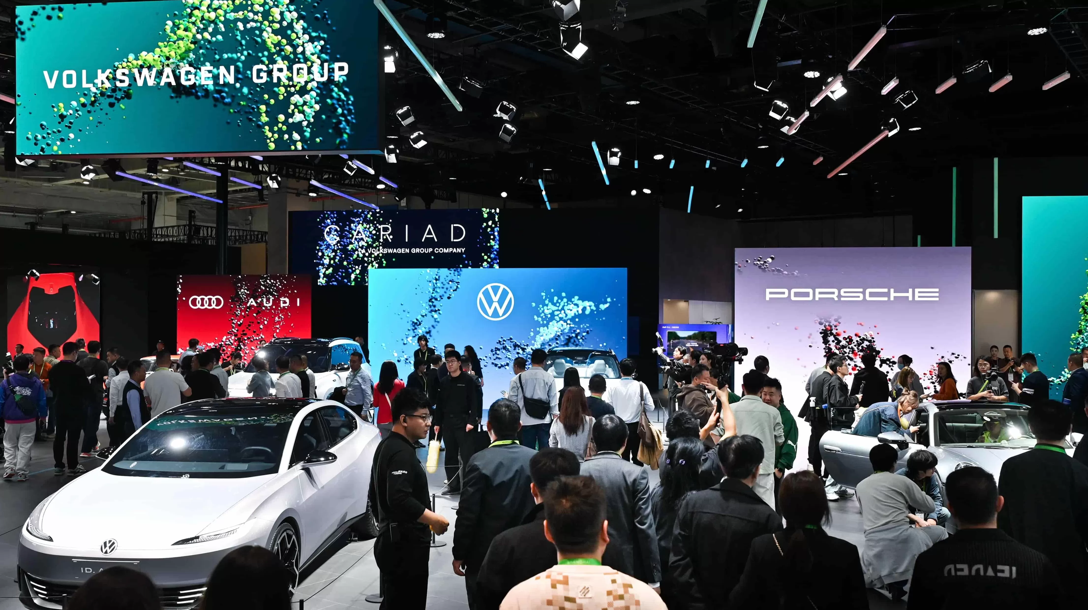 进博会上再掷2亿美金,大众汽车在中国的冒险赌注-第1张图片- 进博会上再掷2亿美金,大众汽车在中国的冒险赌注-第1张图片-