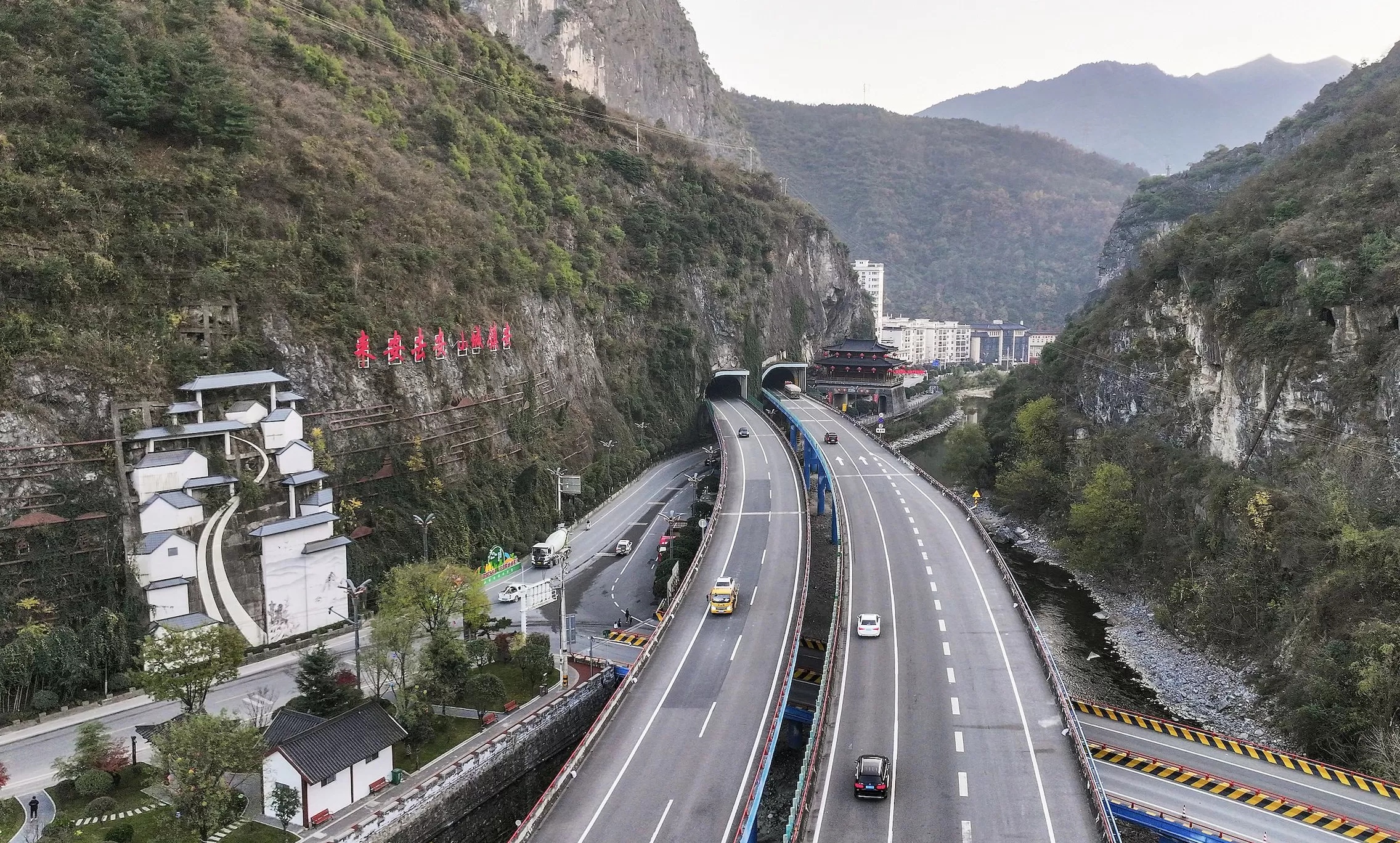 国办13条举措支持民间投资，民营资本参与重大项目将按“加速键”-第1张图片-