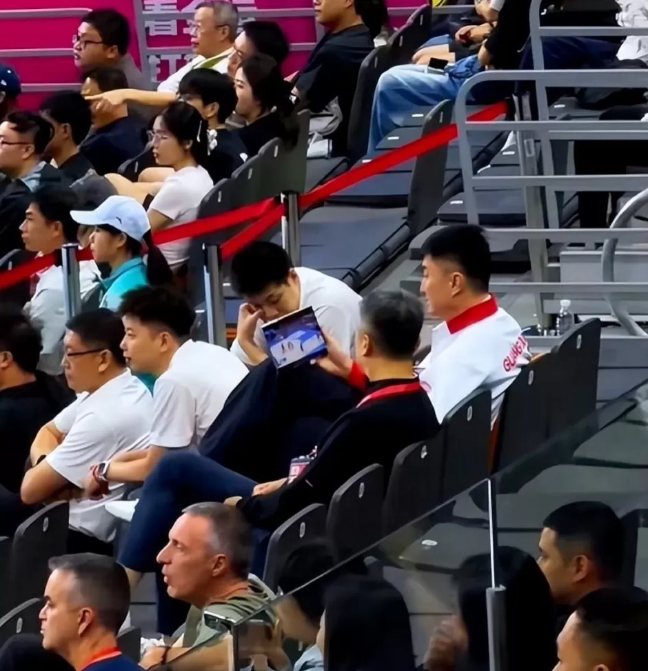 辽粤会师男篮半决赛！全运会：广东42分大胜天津杜润旺三分7中5-第2张图片-