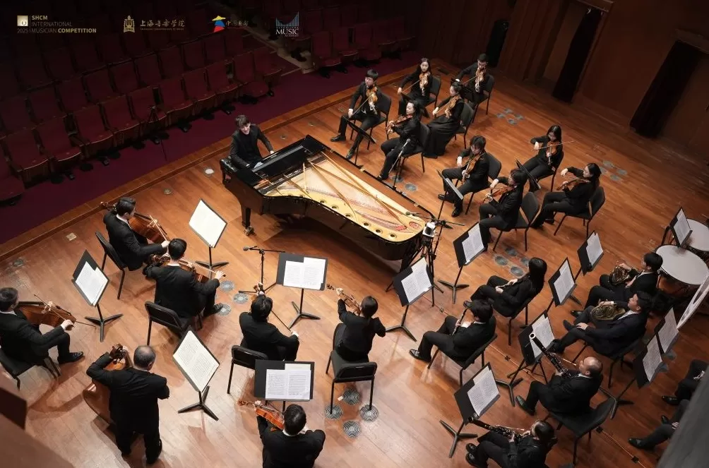 “自弹自指”巅峰对决，这个“全能型”钢琴比赛决出了赛果-第8张图片-