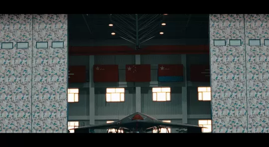 空军首次发布有人无人协同画面-第2张图片-