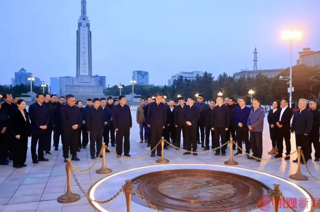 八一广场上的南昌城市原点正式开放，市委书记清晨现场观摩-第2张图片-